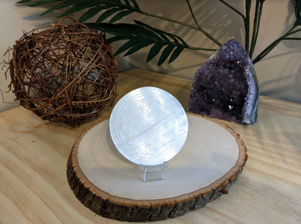 Selenite Charging Plate - Engraved