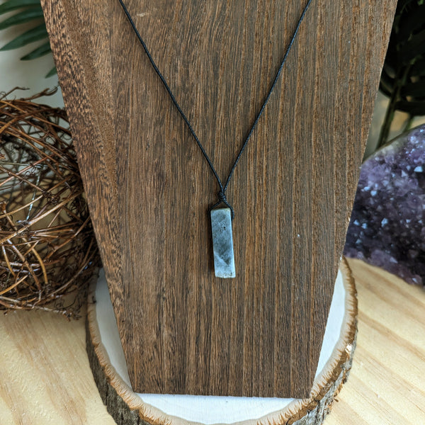 Crystal Bar Necklace - Labradorite