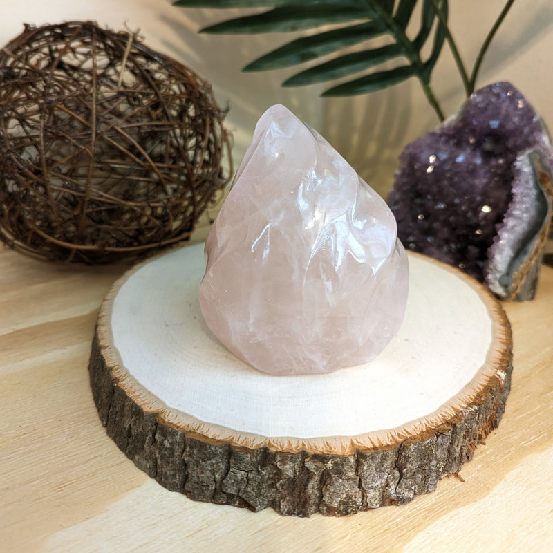 Rose Quartz Crystal Flame for Love and Healing - Ignite your passion and emotional healing with our high-vibrational Rose Quartz Flame sourced from Madagascar. Ideal for attracting love, deepening relationships, and healing emotional wounds. Perfect for Taurus and Libra zodiac signs and beginners of crystal healing.